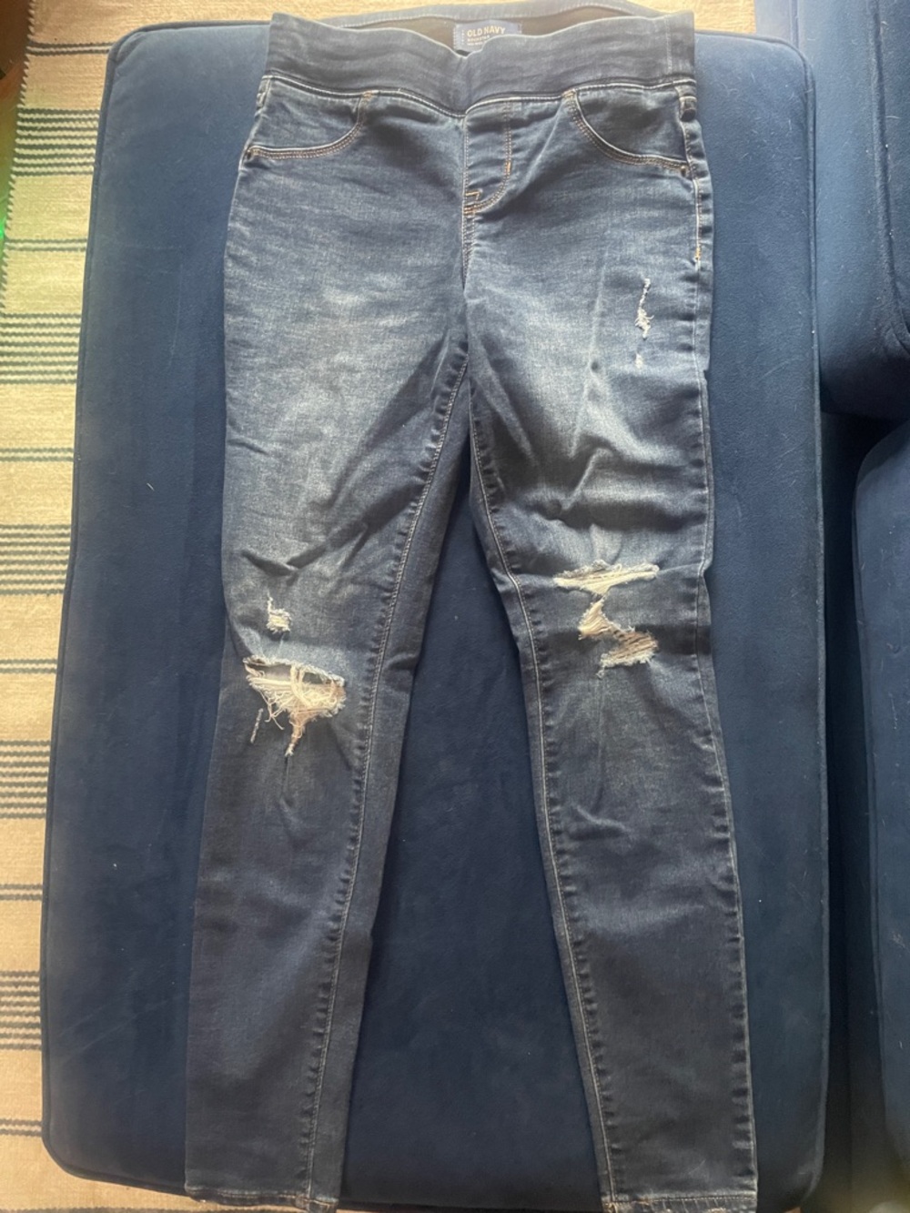 Old Navy Blue Distressed Women’s Skinny Jeans
